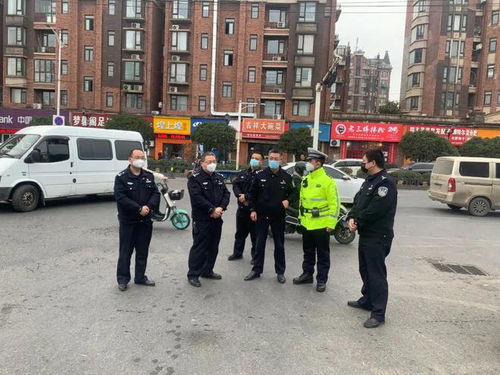 鄧志勇調(diào)研指導(dǎo)青云譜大隊節(jié)前交通管理工作