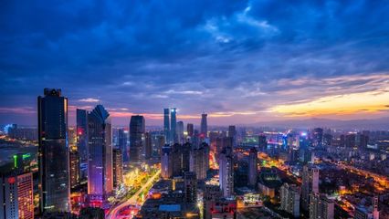 紅谷灘CBD,南昌白領(lǐng)們的&ldquo;一日戰(zhàn)場&rdquo;